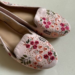 Topshop |  floral embroidered flats / loaders | size 8.5 |  Dusty pink